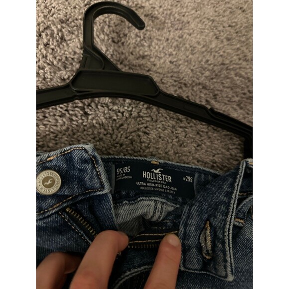 Ultra high rise dad hollister jeans - Picture 3 of 4